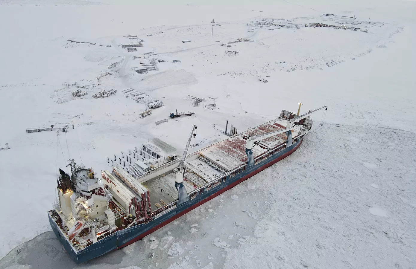 Морские перевозки автомобилей, заказать доставку машин морем